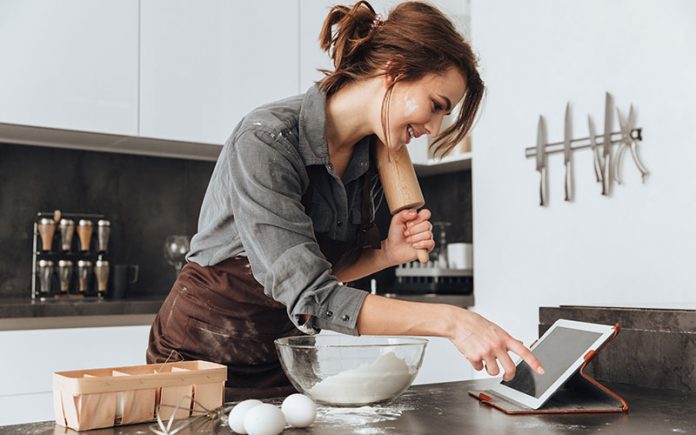 Dutch-Oven-10 how to make bread in a dutch oven: How to Bake Dutch Oven Bread