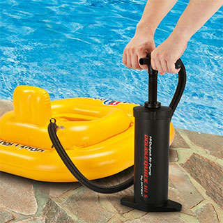 kayaking accessories: 