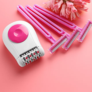 useful travel accessories: 