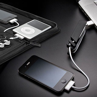 useful travel accessories: shoe sleeves, packing envelopes, etc.