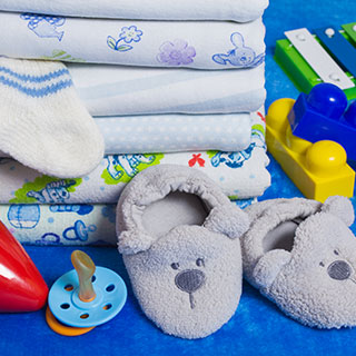 toiletries for travel: 