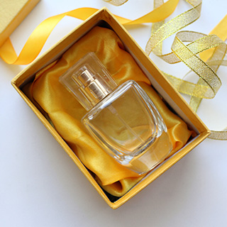 toiletries for travel: 