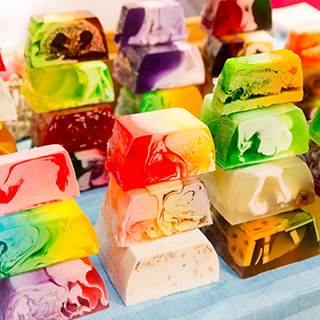 toiletries for travel: 