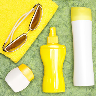 toiletries for travel: 