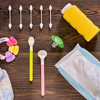 toiletries for travel: 