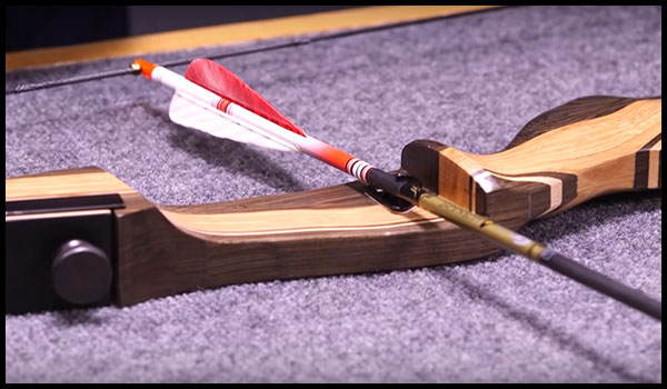 how to string a recurve bow: 