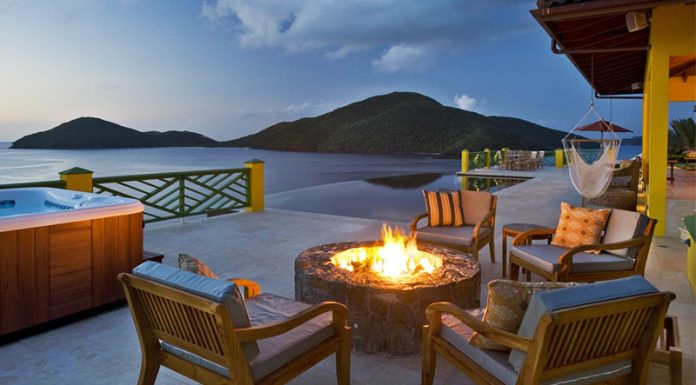 Build Your Own Fire Pit without Breaking the Bank DIY fire pit cheap: How to build a fire pit in a cheap way