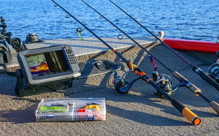 Fishfinders-Feature How to Be a Pro at Installing and Reading Fishfinders